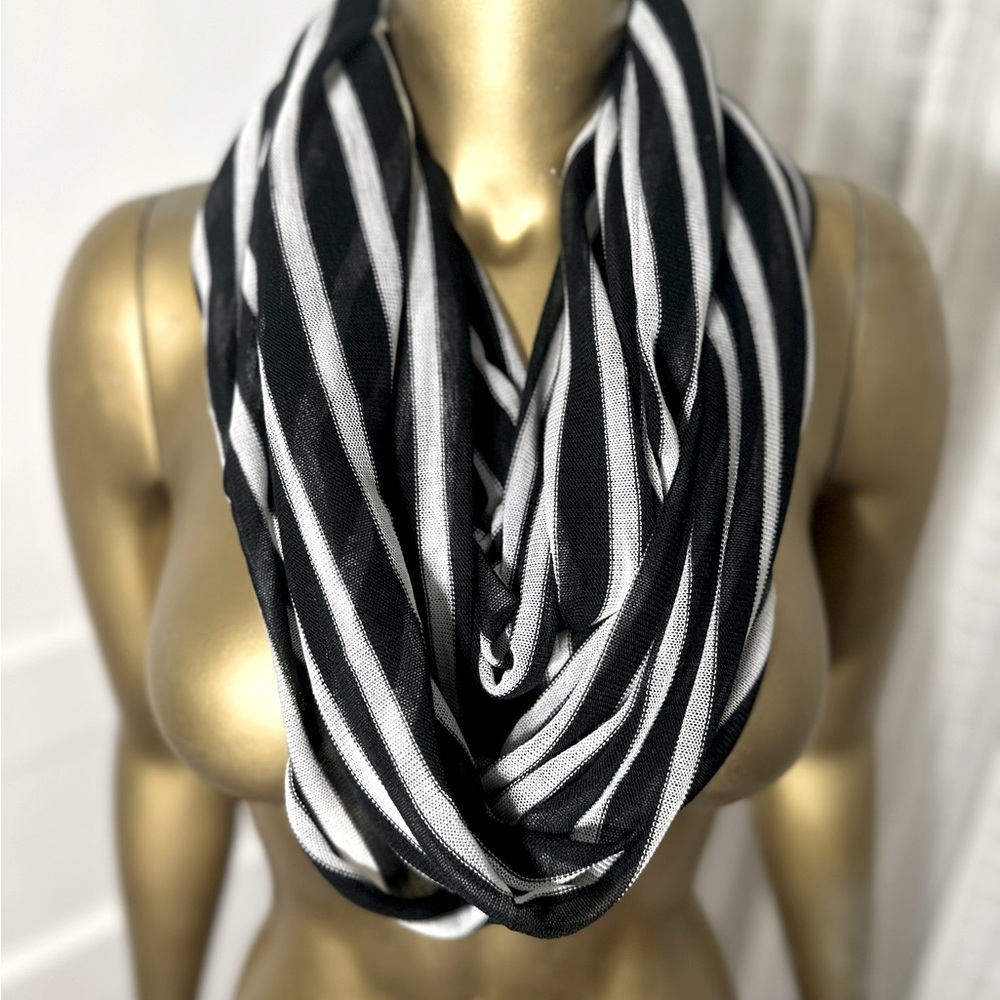 NWT-Chico’s black&white Stripe Susie Infinity Scarf SOLD OUT everywhere else :)